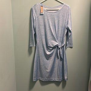 Vineyard vines dress